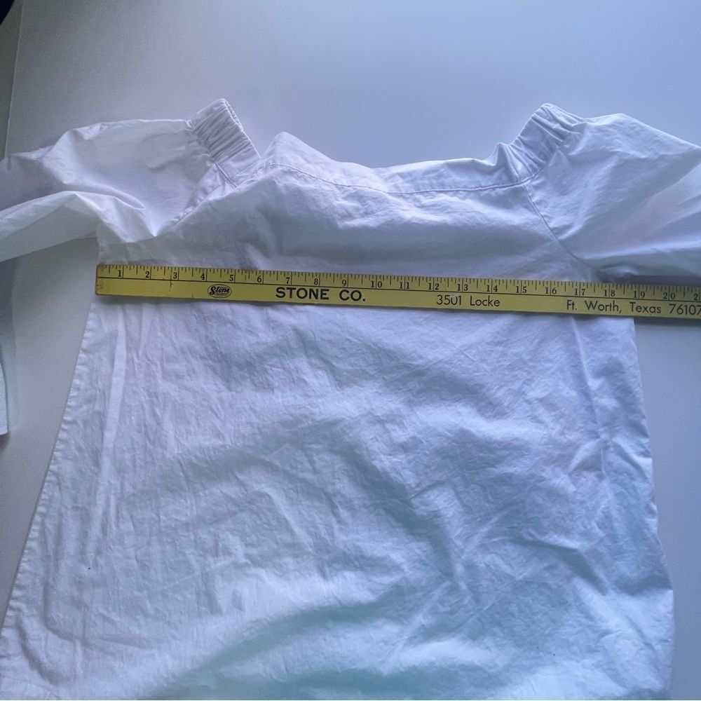 Free People Off‎ Shoulder White Cotton Shirt With Bell Sleeves, Size XS - Picture 8 of 10